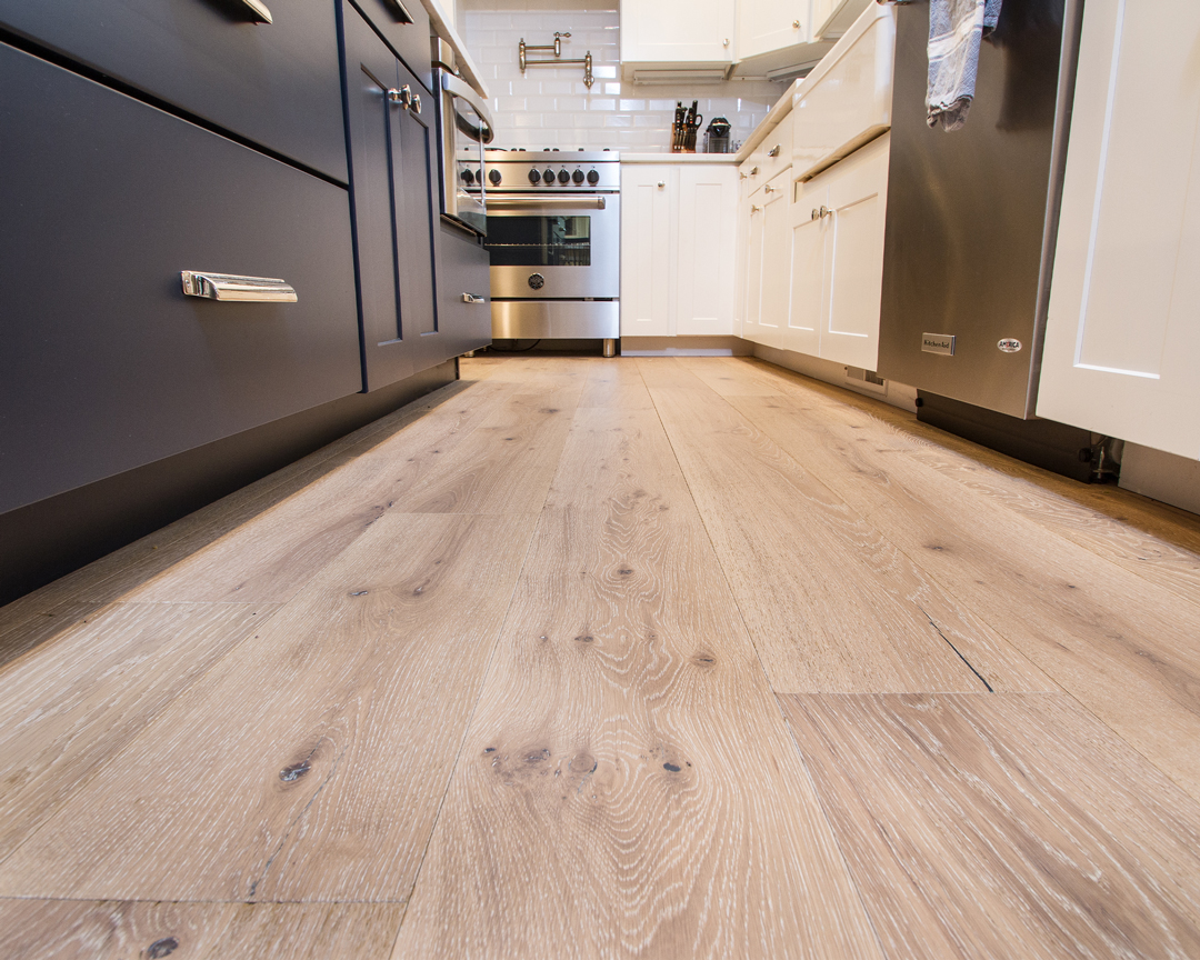 compileren ondernemen Afspraak Wide Plank French Oak Flooring White | Floors by Sawyer Mason