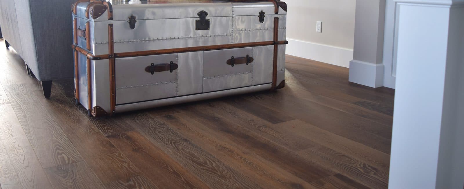 Bay Side Beach House with Esplanade Floors