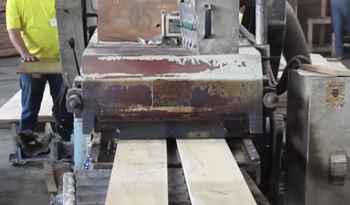 Building Structured Flooring, Sawyer Mason Wide Plank Face Veneer Blanking