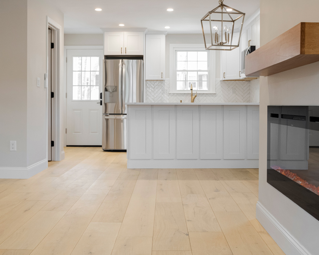 Natural Hardwood Wide Plank Floor - Salinas